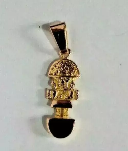 Peruvian Tumi pendant made in 18 k solid gold