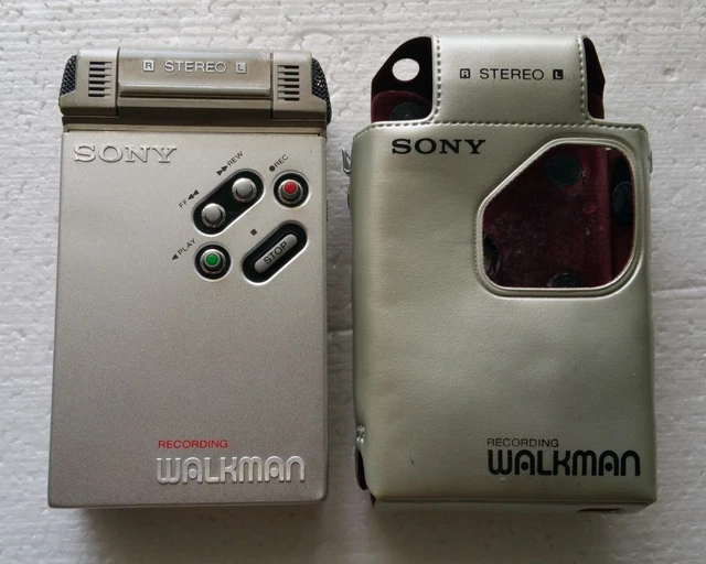 VINTAGE SONY WALKMAN Cassette Player tape Recorder 1982 WMR2 wm R II