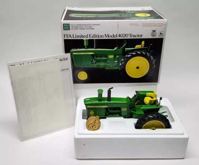 John Deere 4020 Narrow Front Tractor FFA Limited Ed Ertl 1/16 Precision Classics