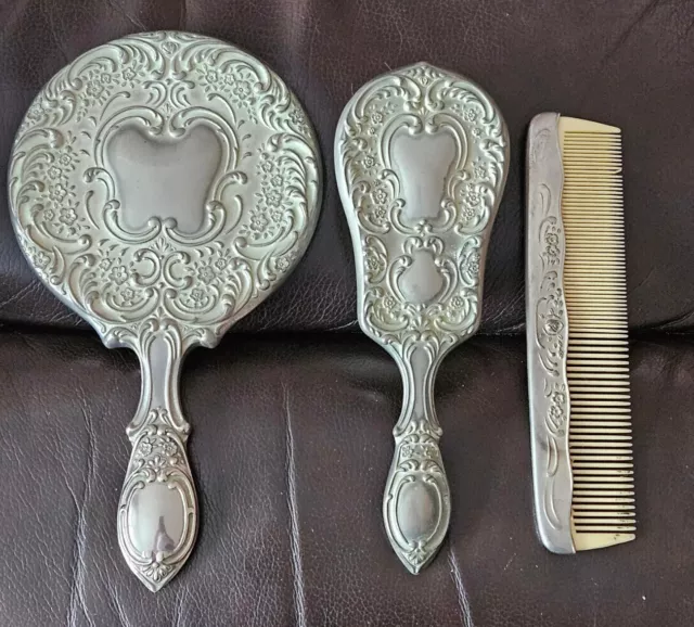 VICTORIAN Dressing Table Set Vanity Heavy SILVER COLOUR Metal MIRROR BRUSH -B15