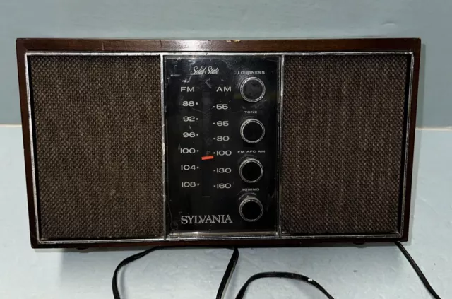 Vintage Sylvania Model B1-350W AM/FM Solid State Wood Radio Japan