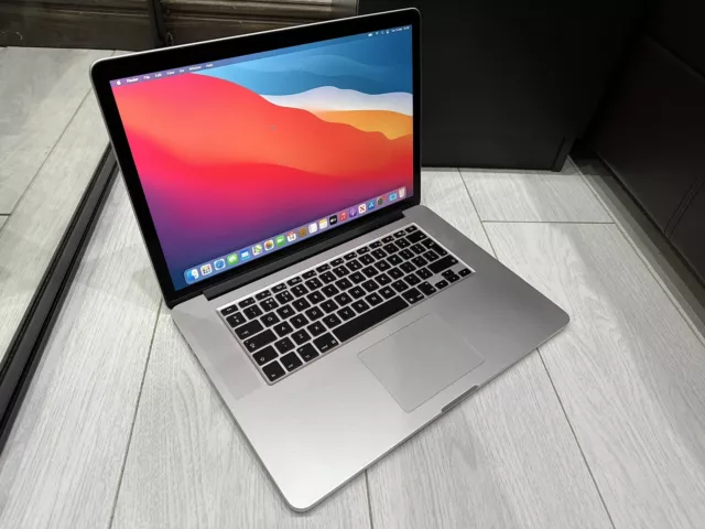 Apple MacBook Pro Retina 15,4" metà 2014 512 GB SSD 16 GB RAM 2,5 GHz Core i7 GT750M