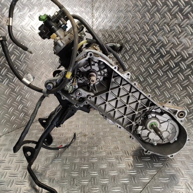 ENGINE MAIN STAND Piaggio NRG MC3 Power PureJet 50 C45 21958 M105 