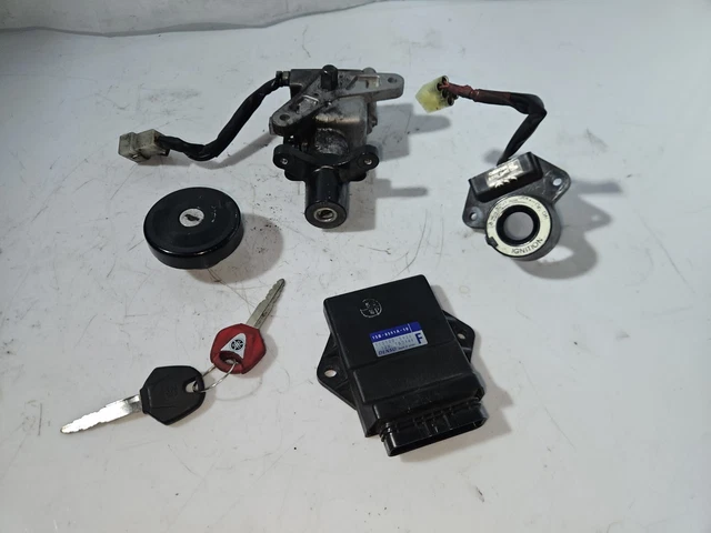 KIT NEIMAN SERRURES Cles Cdi Yamaha Tmax T-Max 500 Abs Xp500 2001 - 2007 EUR 464,60 - FR KIT NEIMAN SERRURES Cles Cdi Yamaha Tmax T-Max 500 Abs Xp500 2001 - 2007 EUR 464,60 - FR