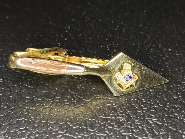 Vintage Masons Goldtone Tie Clip Mason Symbol and Mortar Shovel Tool