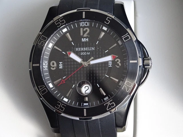 Montre Michel Herbelin Newport Trophy ( oris ,Rolex , Cartier , Iwc , Omega ) Montre Michel Herbelin Newport Trophy ( oris ,Rolex , Cartier , Iwc , Omega )