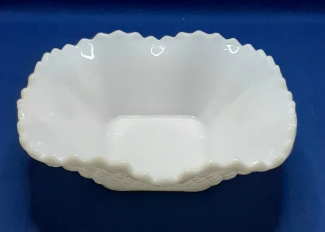 Vintage Hazel Atlas Diamond Quilt Ruffle Edge Milk Glass Dish/Bowl