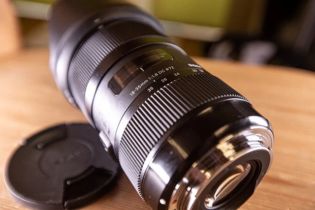 Sigma 18-35mm F1,8 DC HSM Art Objektiv Canon EF (Top Zustand, OVP)