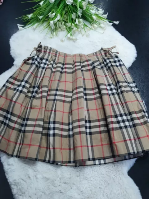 Burberry skirt age top