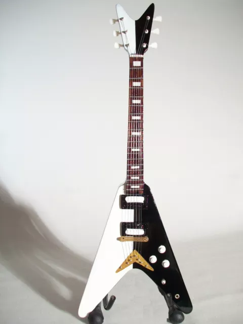 Guitare miniature Flying V de Michael Schenker Scorpions
