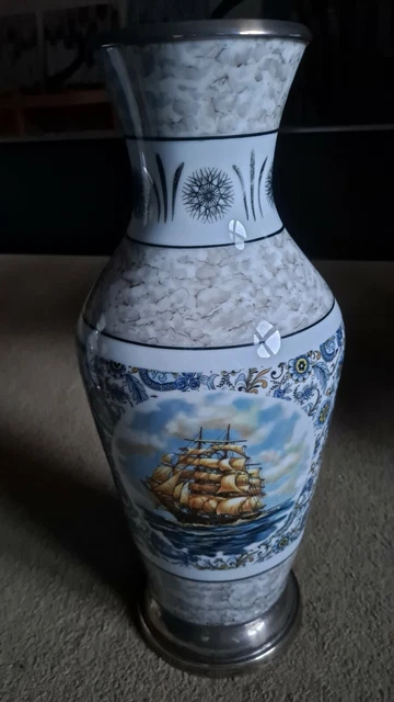 Jarron chino de porcelana y plata