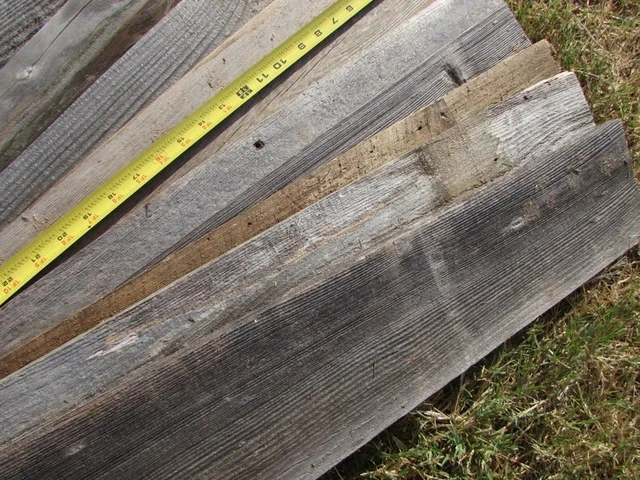 10 Reclaimed Fence Boards: Weathered Barn Wood for Crafts 2