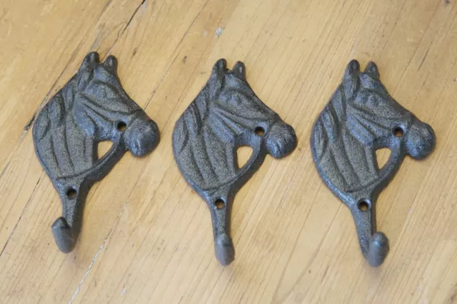 3 Horse Head Key Hooks Hat Coat Hanger Rustic Cast Iron Antique Style Farm Tree