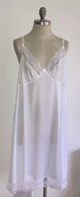 Sottoveste completa tradizionale bianca damart taglia 22-24 UK, finitura in pizzo, nuova