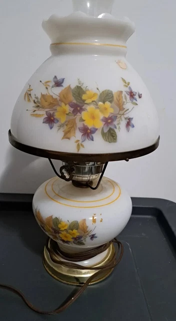 X2 Vintage GWTW  Tan Floral Glass Dome  Electric Lamp  x2 (as shown)