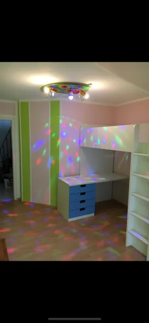 Sehr schöne Deckenlampe für's Kinderzimmer