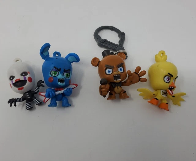 LOT OF 4 FNAF Five Nights at Freddy's Bonnie Fazbear Chica