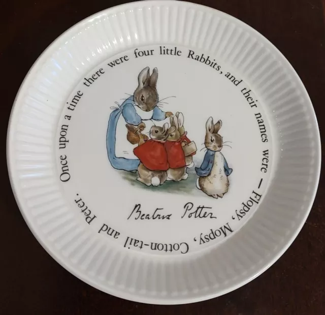 Wedgewood Beatrix Potter Peter Rabbit 6" Fluted Ribbed Border Plate - England