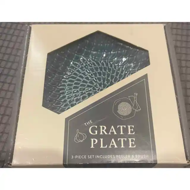 The Grate Plate 3 Piece Handmade Ceramic Grater Set - NEW, Sealed