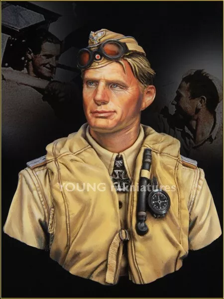 Young Miniatures - Luftwaffe Pilot North Africa WWII- 1/10th Resin Bust - YM1846