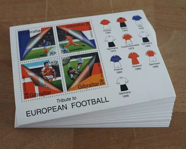 2000 Gibraltar; 100 Blocks Fußball, Bl. 40, postfrisch/MNH, ME 700,-