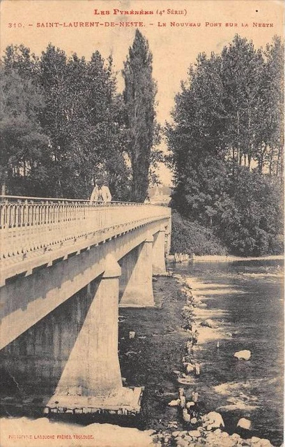 CPA Vallée d'Aure Arreau vue générale (1277638