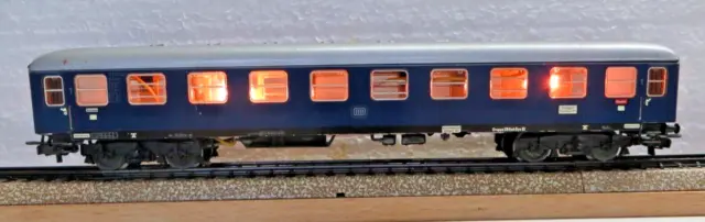 Märklin 4027 H0 Schnellzugwagen blau 1. Klasse der DB 7077 beleuchtet in OVP