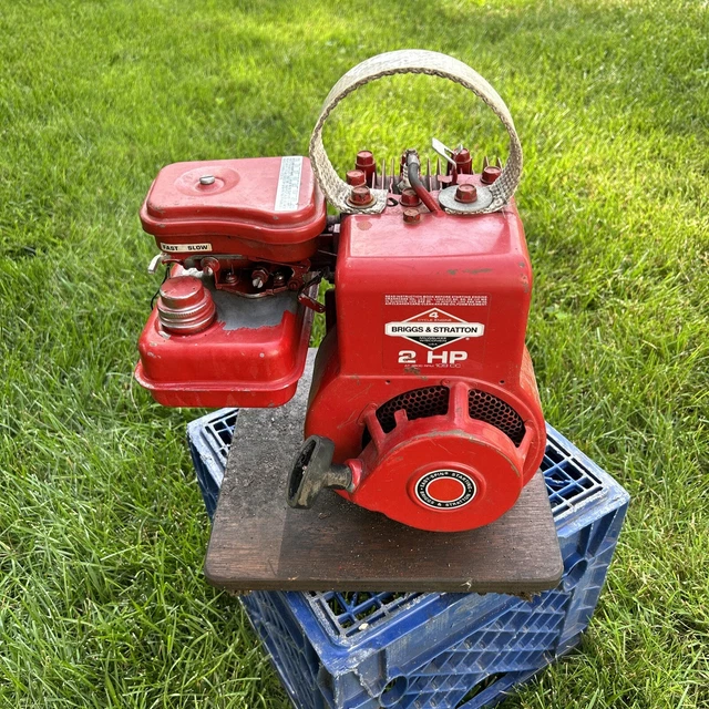 BRIGGS AND STRATTON 12HP 284707 0147 01 Power Built Motor Engine