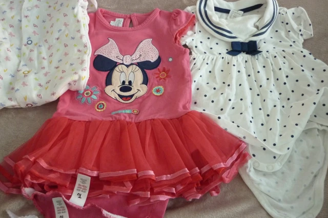 Baby Girls clothes Bundle. 7 Items. Age 3/6 months. Used 2