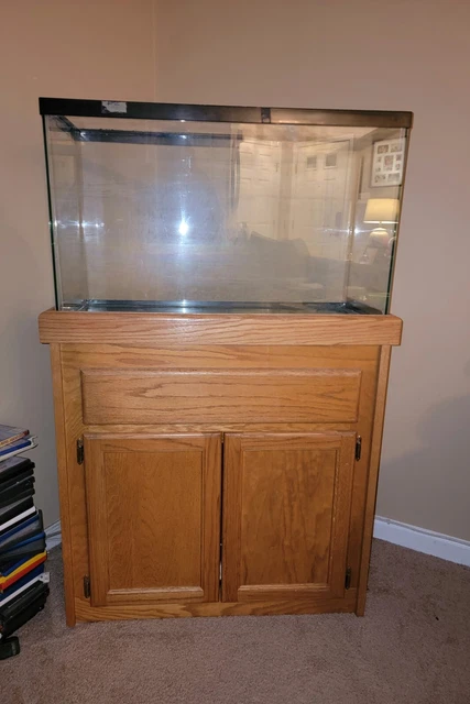 29 Gallon Fish Tank and Stand