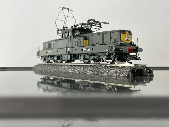 Locomotive Jouef 842E - SNCF BB 13000 - H0 - Analogique - État Vitrine