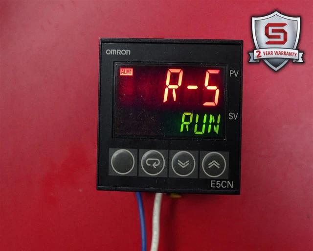 Omron E5Cn-Q1Tu Temperature Controller W/P2Cf-11 Base 24Vdc 50/60Hz (54366)