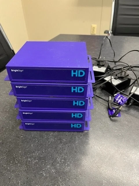 Lot of 5 Brightsign HD220 Full HD 1080p Networked Signage Player & AC adapters