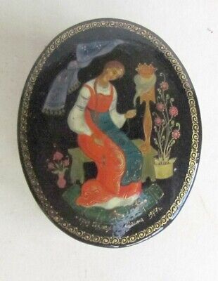 RUSSIAN 1977 PALEKH vintage LACQUER BOX SIGNED HAND PAINTED MUSEUM QUALITY