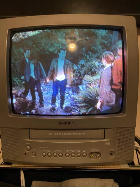Toshiba TV / VCR Combo Tv * Tested Working ** Perfectly 13” CRT TV
