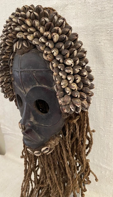 Superb Dan Mask Deangle Cowry Shells 21" H 7