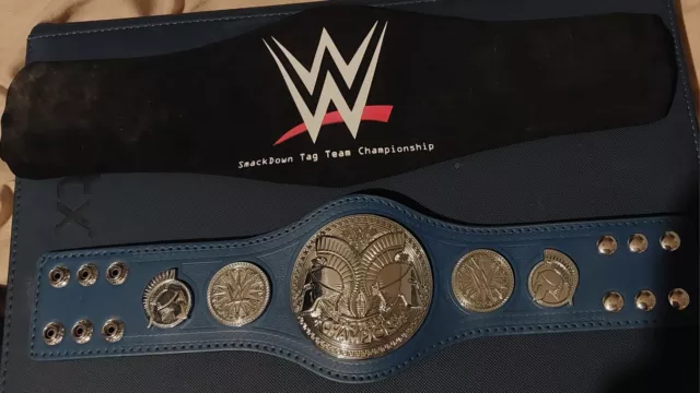 WWE Smackdown Tag Team - Mini Replica Title Belt