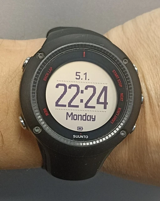 Suunto ambit3 hotsell peak usato