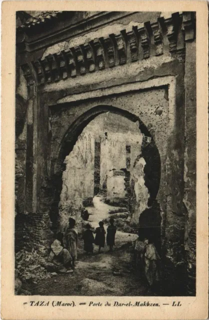 CPA AK TAZA Porte du Dar-el-Makhzen MOROC (24344)
