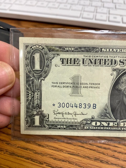 1957 B STAR NOTE  $1 Dollar Silver Certificate (Blue Seal) Uncirculated