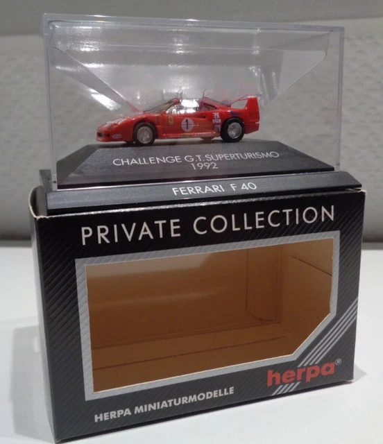 Spark RL033 Ferrari Dino GT 1:87 excellent état boîte d Spark RL033 Ferrari Dino GT 1:87 excellent état boîte d
