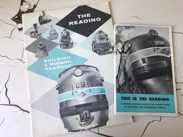 2 VTG Train Booklets Reading Railroad Lines History Books Brochures Souvenir