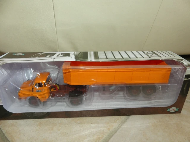 Camion SAVIEM 19.280 HTB Con Rimorchio 1:43 - ALTAYA 1978 - Modello IXO In Scala