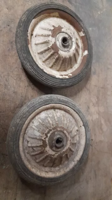 2 Roues Pour Voiture À Pédales Anciennes