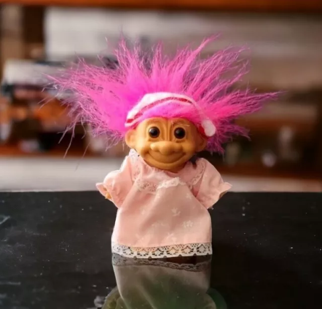 Russ Berrie Troll Night Gown & Night Cap Pink Hair Dress Toy Doll Rare vtg