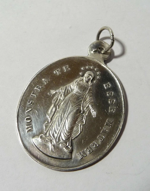 Médaille religieuse ancienne en argent « Saint Joseph » – PassionAntiquités