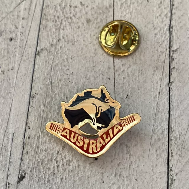 Australia Kangaroo Boomerang Souvenir Travel Vintage Lapel Hat Pin