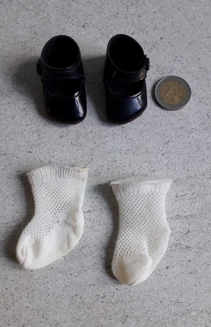 JOLIES CHAUSSURES POUR POUPÉE ANCIENNE MODES ET TRAVAUX