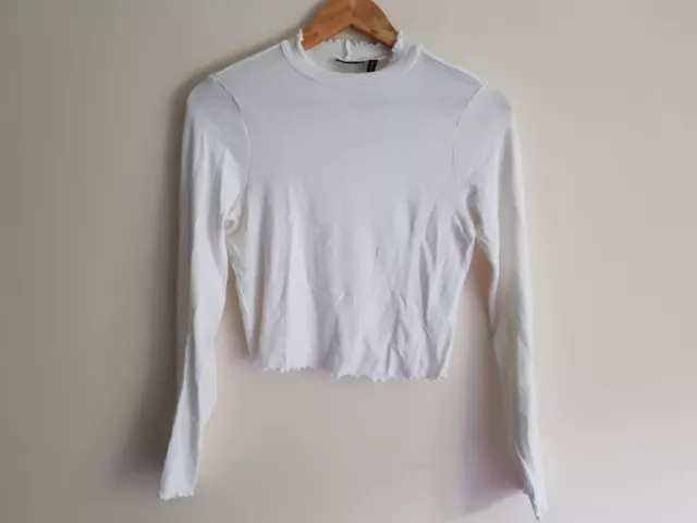 Asos Desigh Size 10/EUR 38 long sleeve ribbed cropped top - White