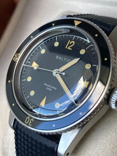 MEN S BALTIC AQUASCAPHE Black Cream Automatic 200m Diver Watch EUR 501 men-s-baltic-aquascaphe-black-cream-automatic-200m-diver-watch-eur-501